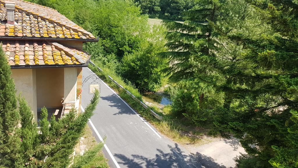 洛坎达迪阿尔伯瑞住宿加早餐旅馆 博尔戈圣洛伦索 外观 照片